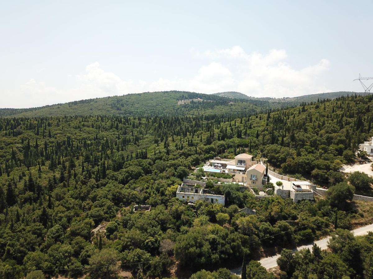 Villa Andromahi ฟิสคาร์โด ภายนอก รูปภาพ